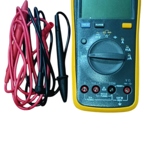 Multímetro Digital 600V CAT III